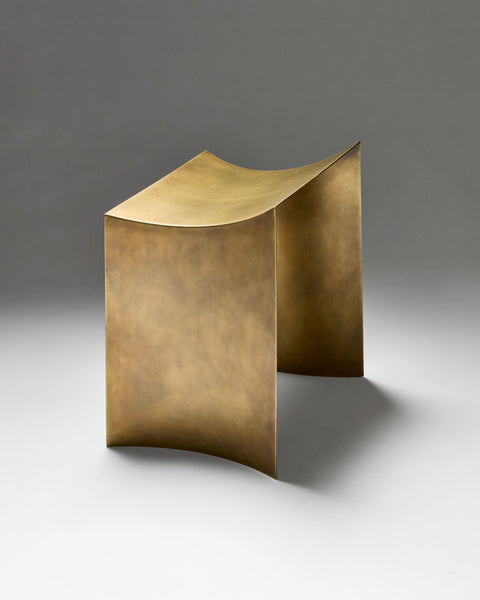 One Curve Stool Brass