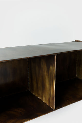 Calle Credenza