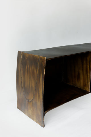 Calle Credenza