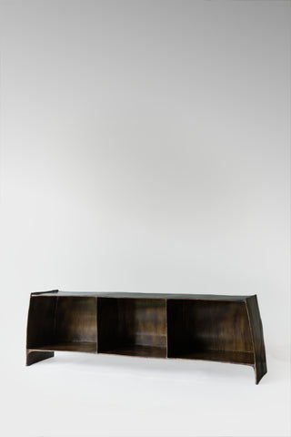Calle Credenza
